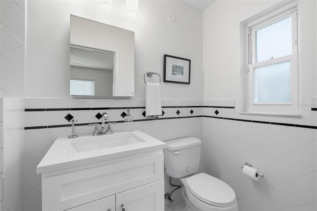 For Sale: $465,000 (4 beds, 2 baths, 1914 Square Feet)