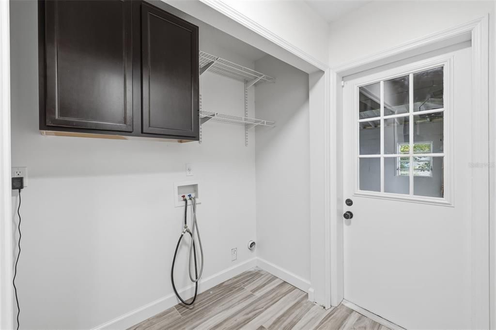 For Sale: $465,000 (4 beds, 2 baths, 1914 Square Feet)