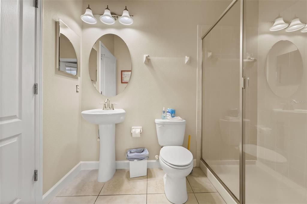 For Sale: $609,900 (6 beds, 6 baths, 3063 Square Feet)
