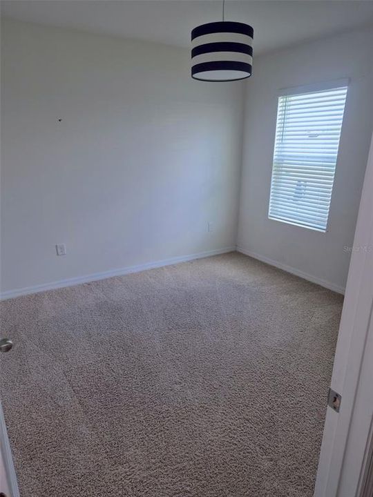 For Rent: $2,550 (5 beds, 3 baths, 2508 Square Feet)