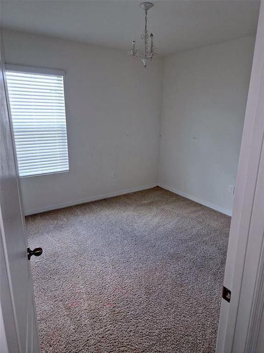 For Rent: $2,550 (5 beds, 3 baths, 2508 Square Feet)
