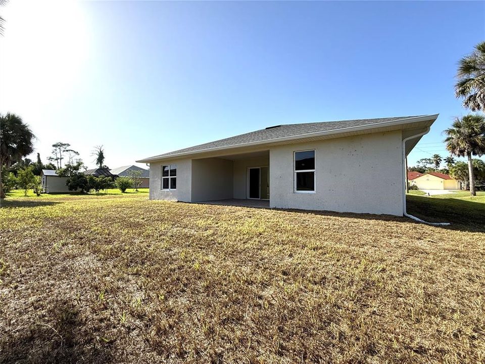 For Sale: $389,900 (4 beds, 3 baths, 2759 Square Feet)
