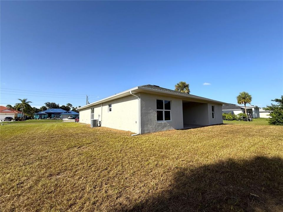 For Sale: $389,900 (4 beds, 3 baths, 2759 Square Feet)