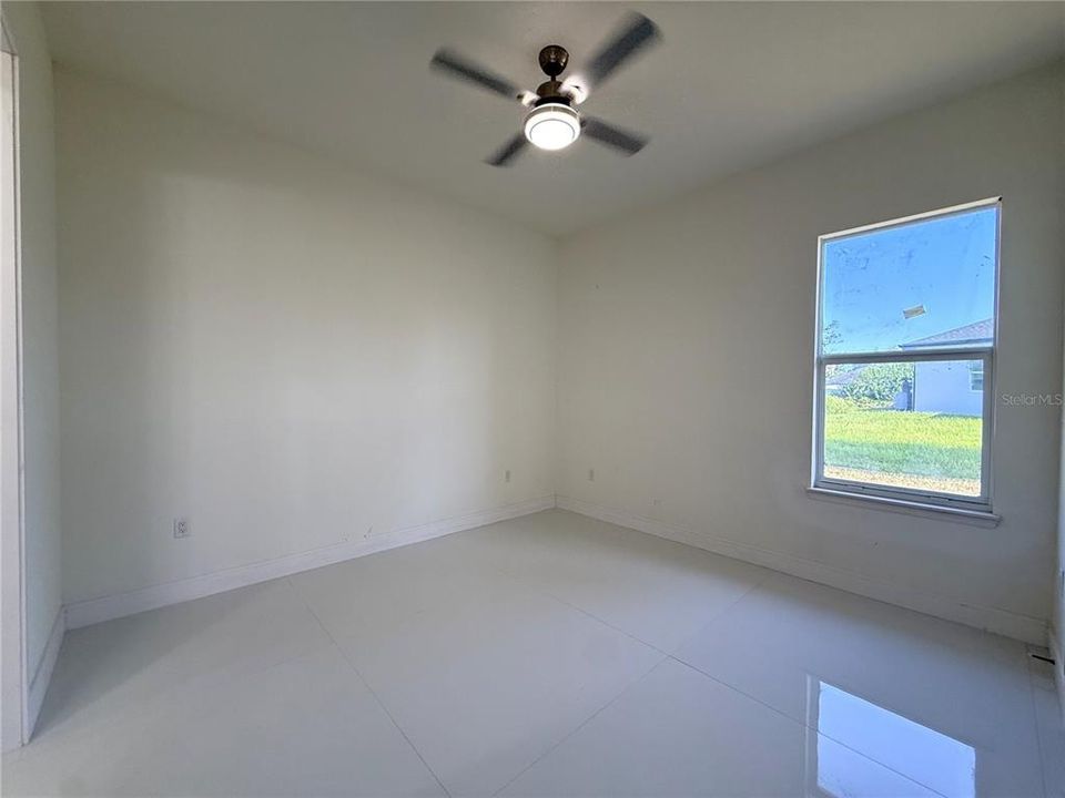 For Sale: $389,900 (4 beds, 3 baths, 2759 Square Feet)