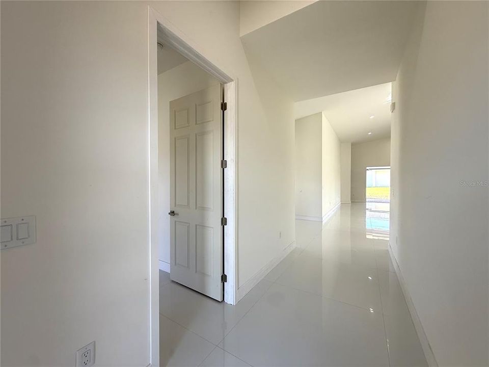 For Sale: $389,900 (4 beds, 3 baths, 2759 Square Feet)