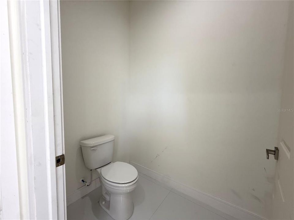 For Sale: $389,900 (4 beds, 3 baths, 2759 Square Feet)