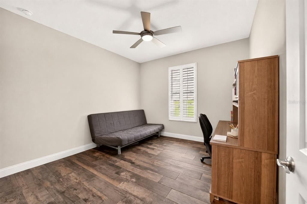 For Sale: $999,000 (3 beds, 3 baths, 2601 Square Feet)