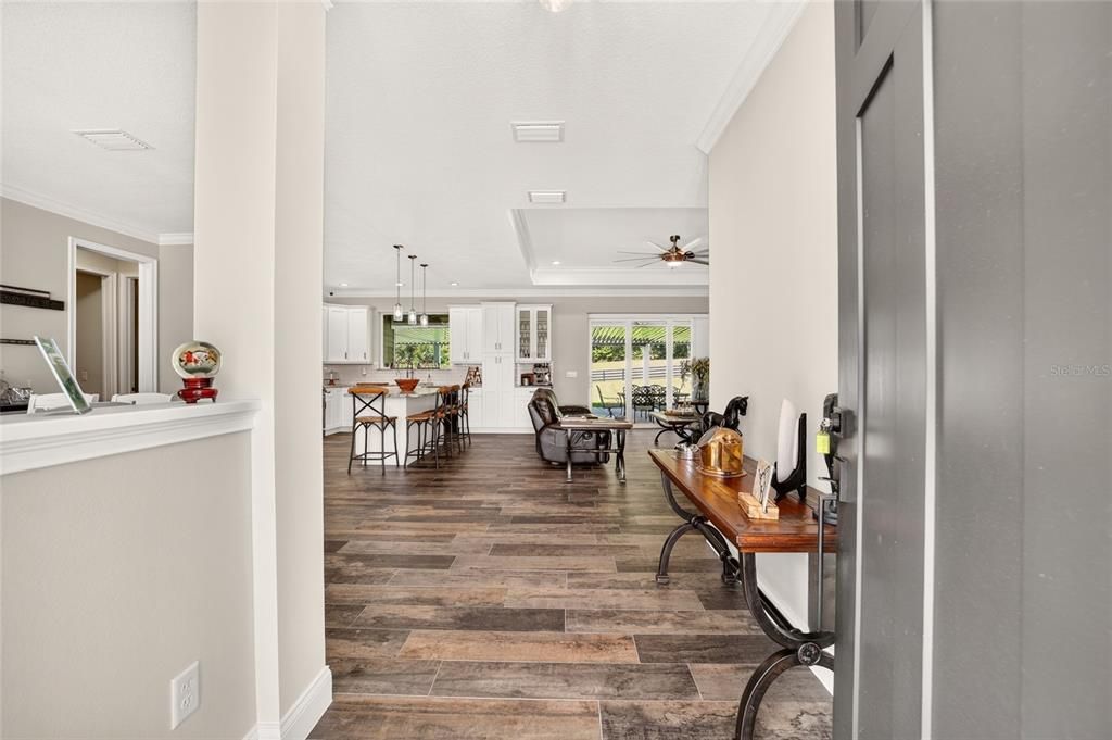 For Sale: $999,000 (3 beds, 3 baths, 2601 Square Feet)