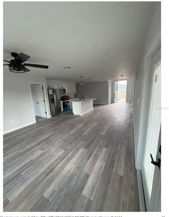 For Sale: $257,000 (3 beds, 1 baths, 1192 Square Feet)