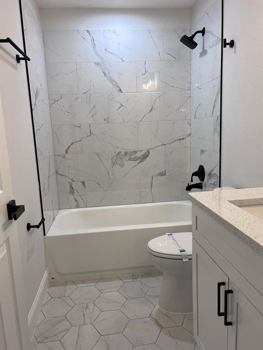 For Sale: $257,000 (3 beds, 1 baths, 1192 Square Feet)