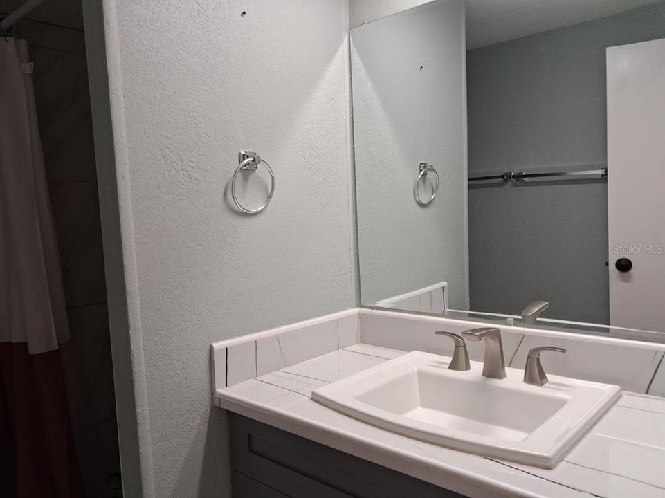En Venta: $158,900 (2 camas, 2 baños, 1056 Pies cuadrados)