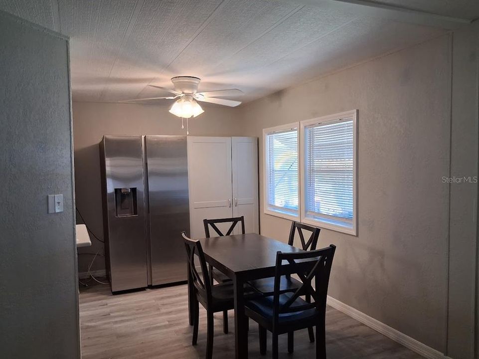 En Venta: $158,900 (2 camas, 2 baños, 1056 Pies cuadrados)