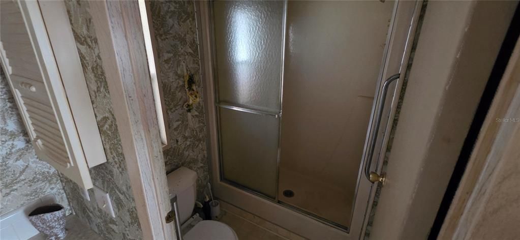 For Sale: $75,000 (2 beds, 2 baths, 1320 Square Feet)