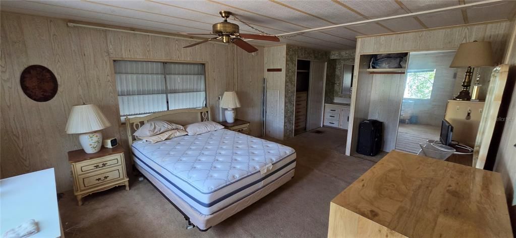 For Sale: $75,000 (2 beds, 2 baths, 1320 Square Feet)