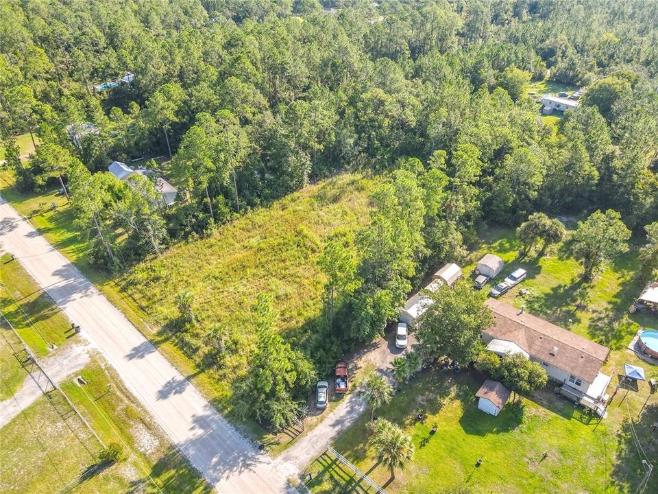 待售: $40,500 (1.21 acres)