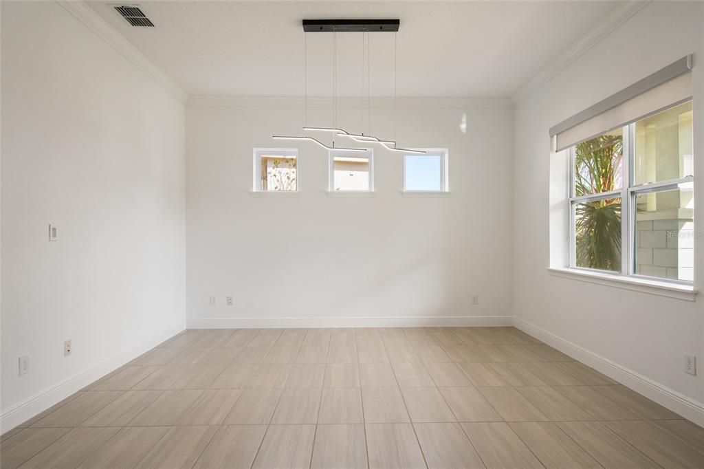 En Renta: $3,700 (3 camas, 2 baños, 2098 Pies cuadrados)