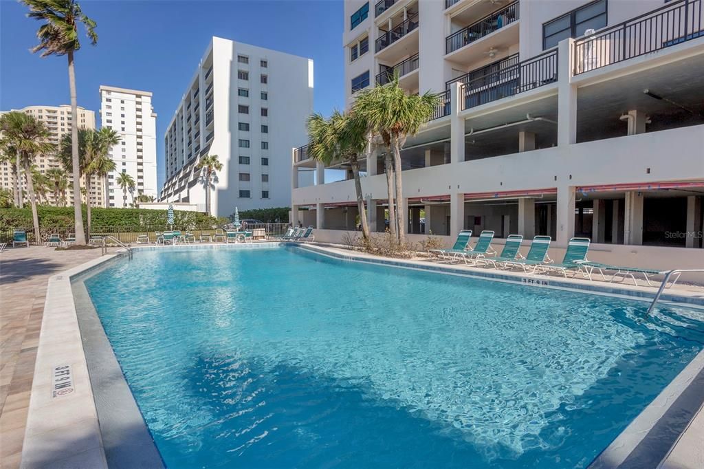 For Rent: $2,350 (0 beds, 1 baths, 625 Square Feet)