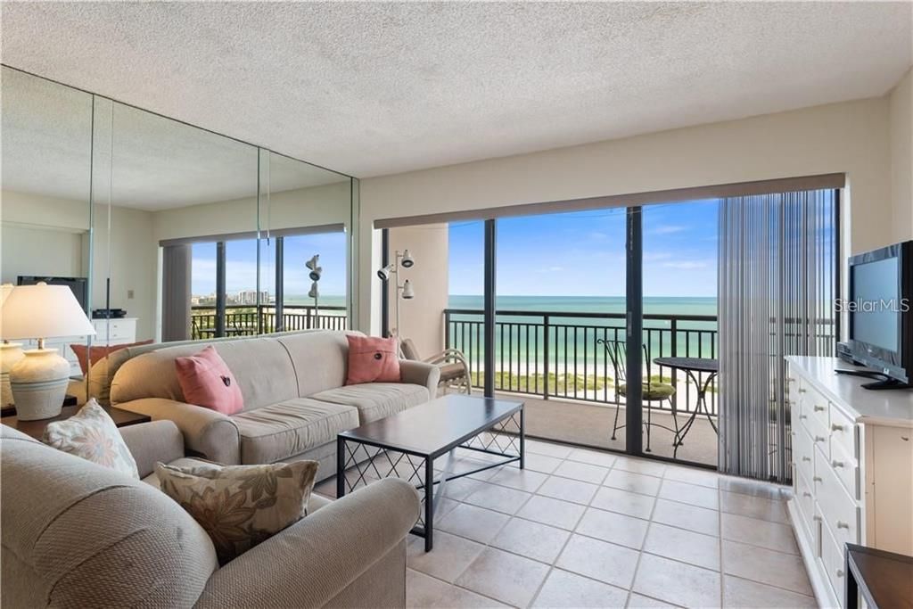 For Rent: $2,350 (0 beds, 1 baths, 625 Square Feet)
