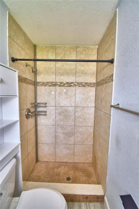 На продажу: $269,000 (3 спален, 2 ванн, 1144 Квадратных фут)