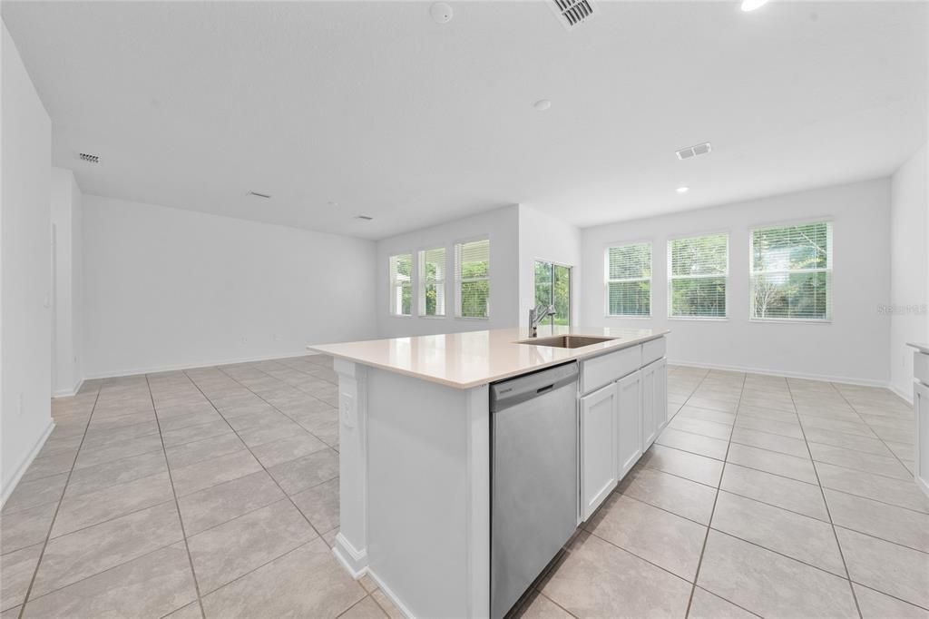 For Sale: $415,000 (4 beds, 2 baths, 2357 Square Feet)