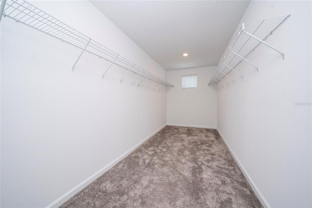 For Sale: $415,000 (4 beds, 2 baths, 2357 Square Feet)
