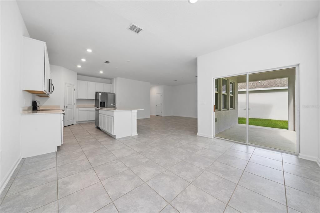 For Sale: $415,000 (4 beds, 2 baths, 2357 Square Feet)