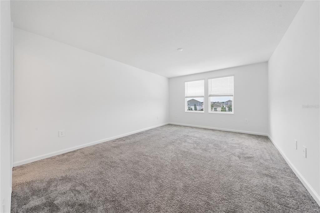 For Sale: $415,000 (4 beds, 2 baths, 2357 Square Feet)