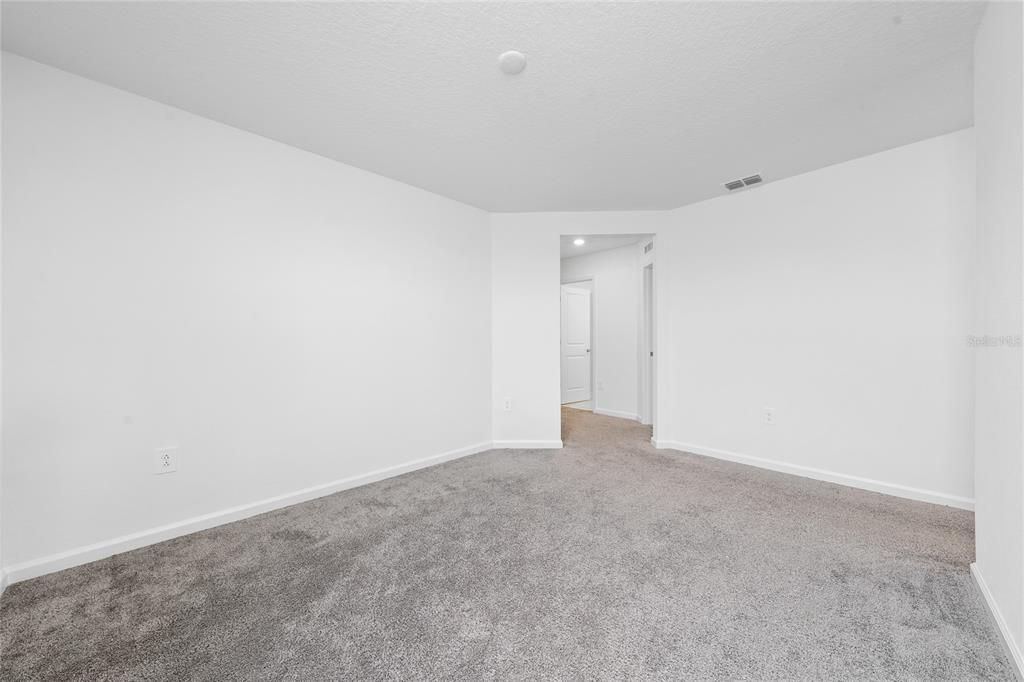 For Sale: $415,000 (4 beds, 2 baths, 2357 Square Feet)