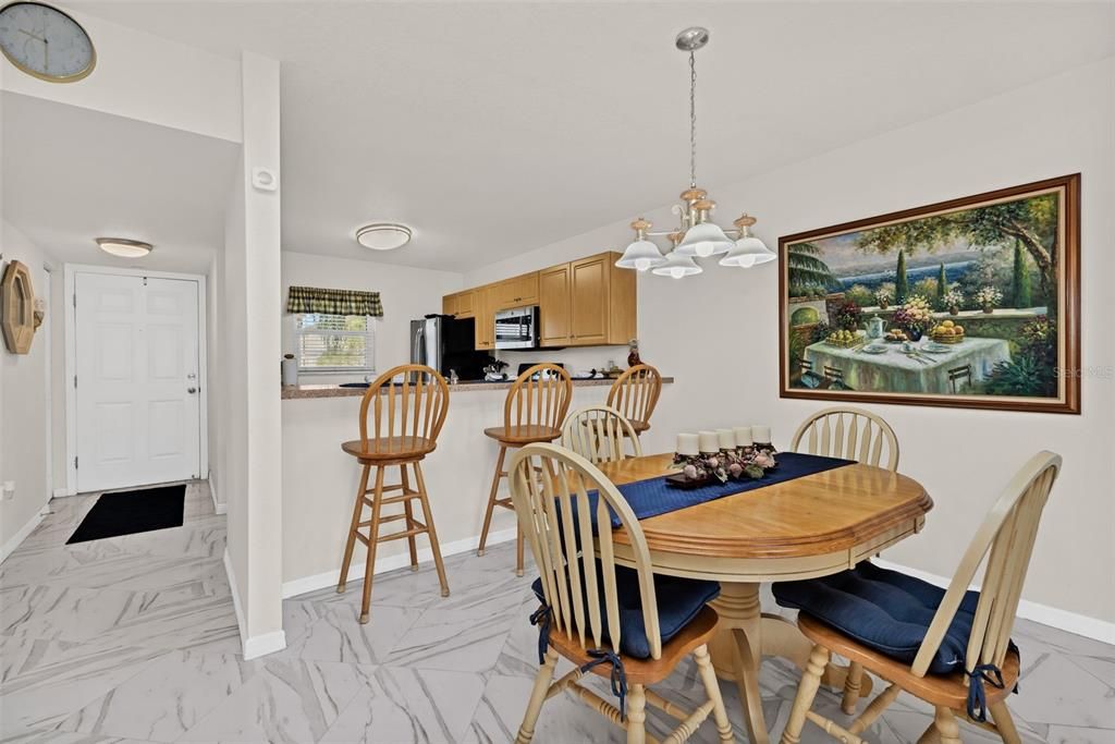 For Sale: $115,000 (2 beds, 2 baths, 1153 Square Feet)