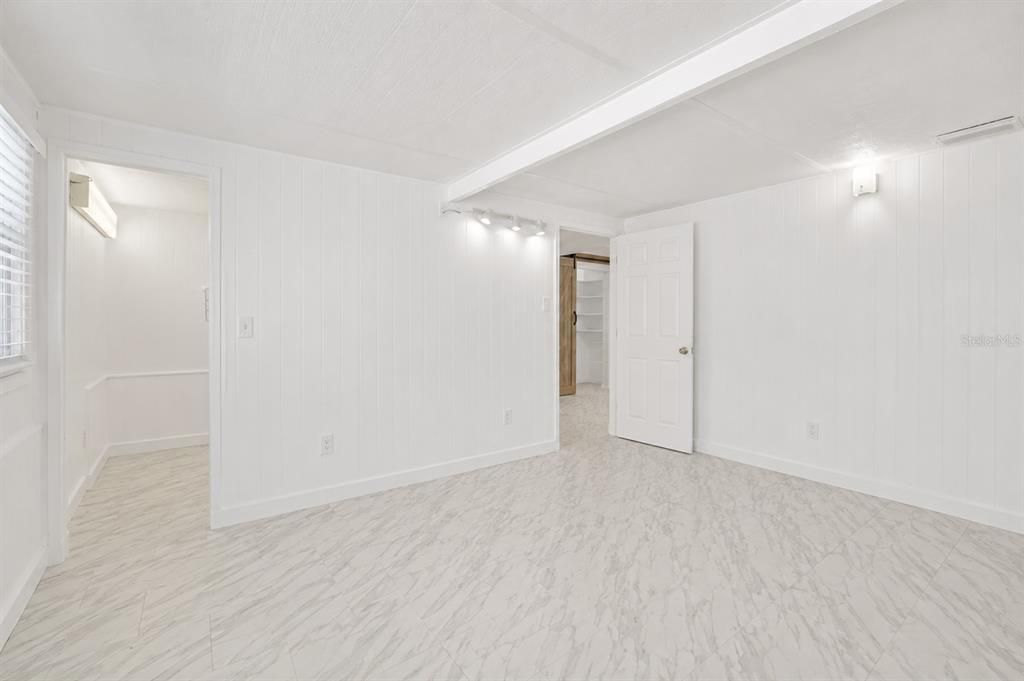 For Rent: $3,000 (3 beds, 2 baths, 1496 Square Feet)