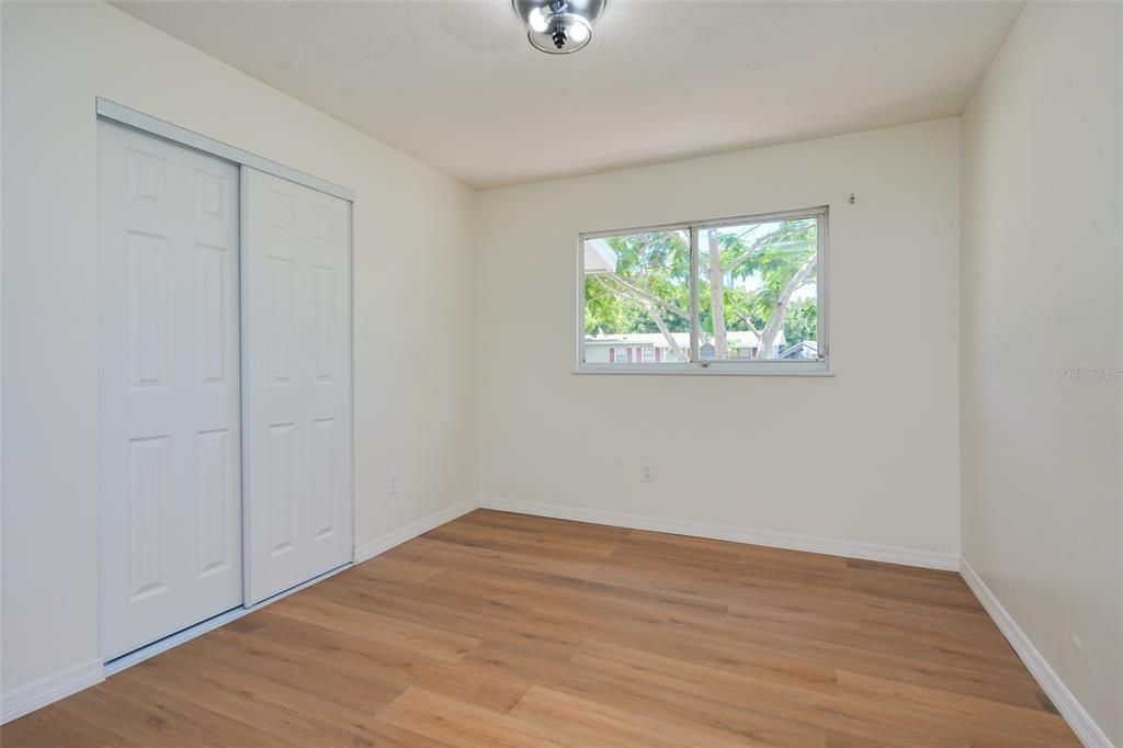 For Sale: $320,000 (2 beds, 2 baths, 1128 Square Feet)