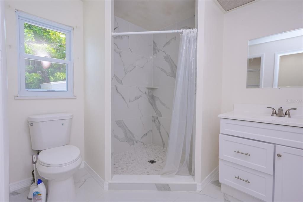 For Sale: $320,000 (2 beds, 2 baths, 1128 Square Feet)