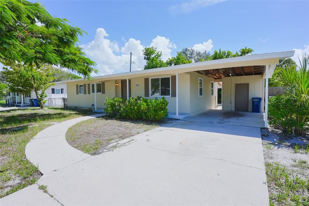 For Sale: $320,000 (2 beds, 2 baths, 1128 Square Feet)