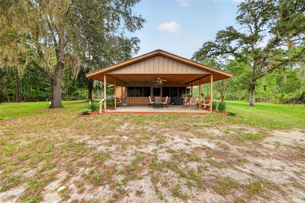 For Sale: $380,000 (2 beds, 1 baths, 1008 Square Feet)