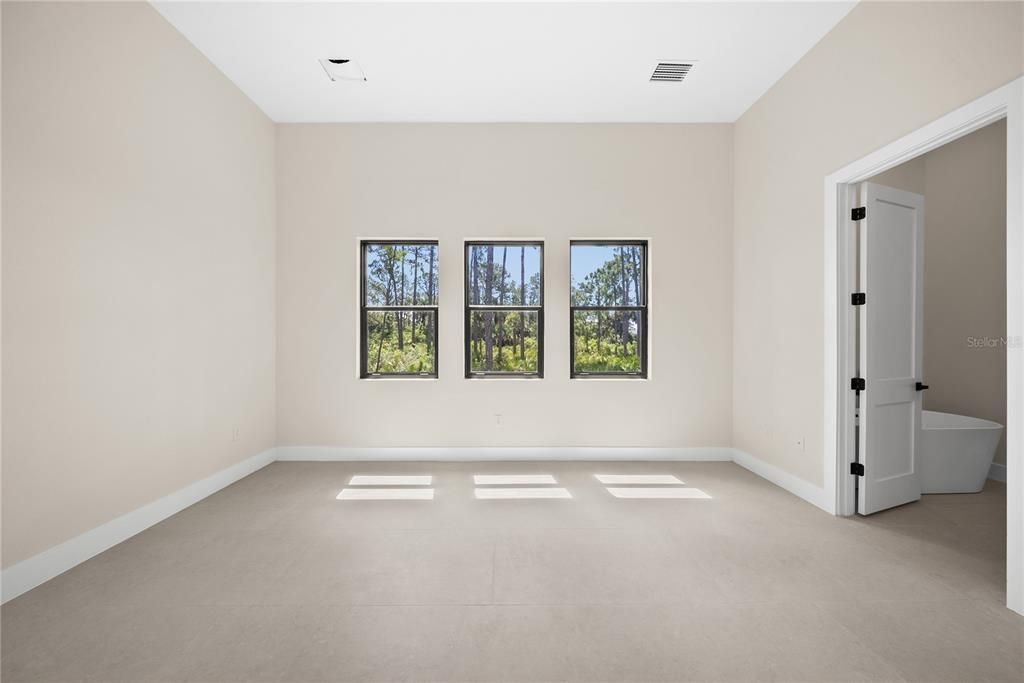 For Sale: $480,000 (3 beds, 3 baths, 2212 Square Feet)