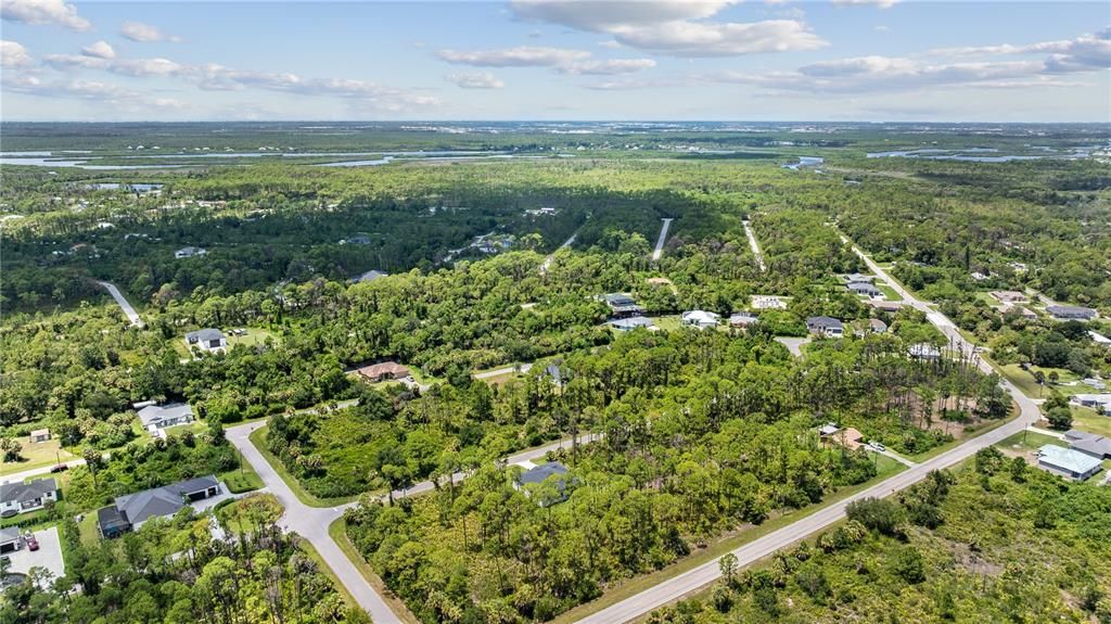 For Sale: $480,000 (3 beds, 3 baths, 2212 Square Feet)