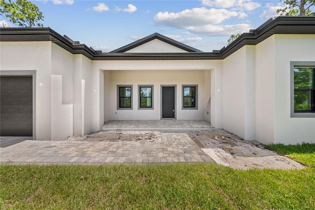 For Sale: $480,000 (3 beds, 3 baths, 2212 Square Feet)