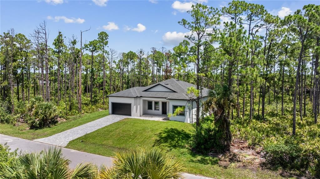 For Sale: $480,000 (3 beds, 3 baths, 2212 Square Feet)