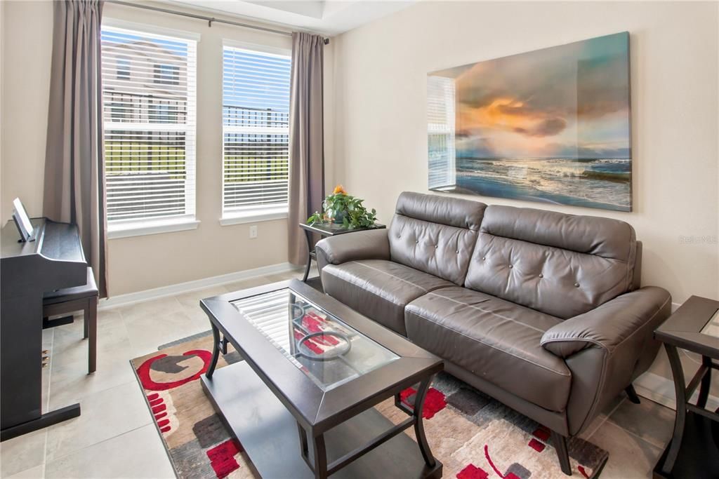 En Venta: $470,000 (3 camas, 2 baños, 2037 Pies cuadrados)