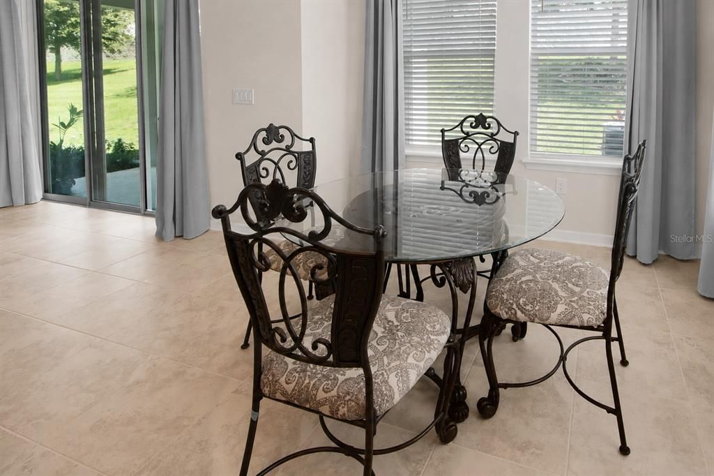 En Venta: $470,000 (3 camas, 2 baños, 2037 Pies cuadrados)