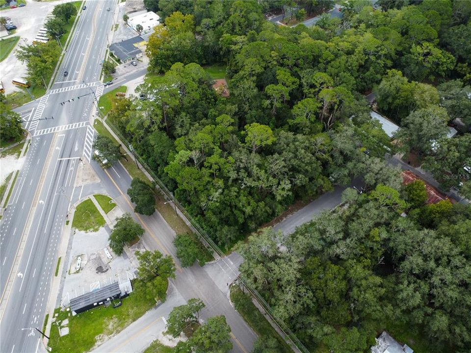 待售: $174,900 (0.55 acres)