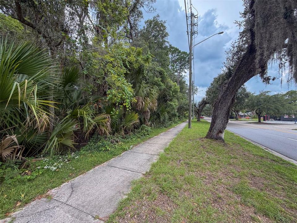 待售: $174,900 (0.55 acres)