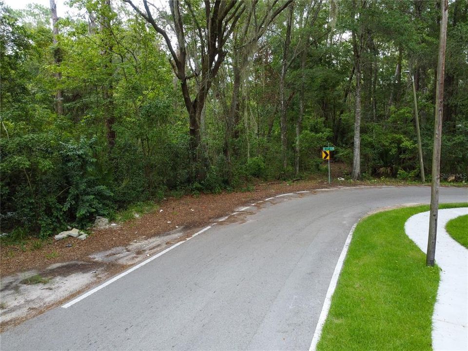 待售: $174,900 (0.55 acres)