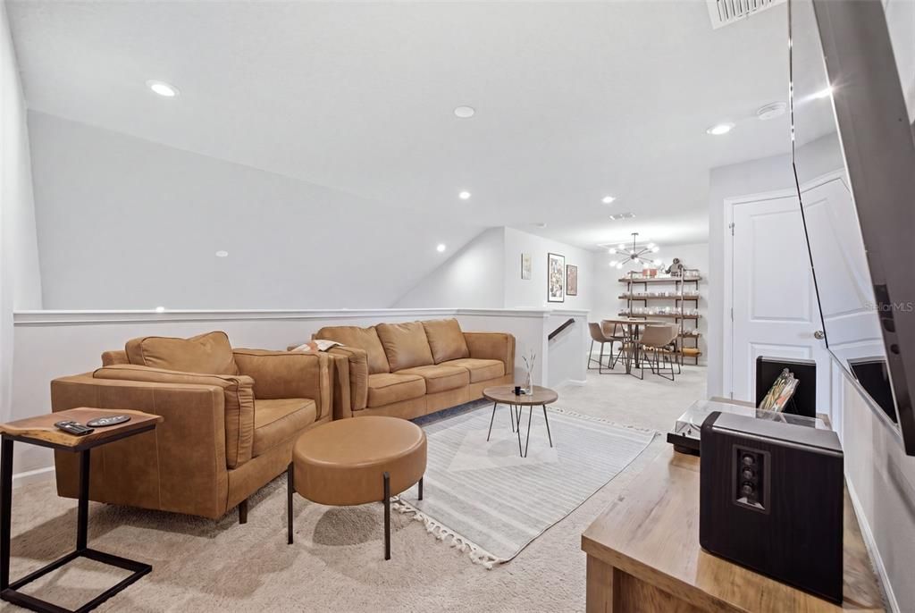 For Sale: $354,900 (3 beds, 2 baths, 1904 Square Feet)
