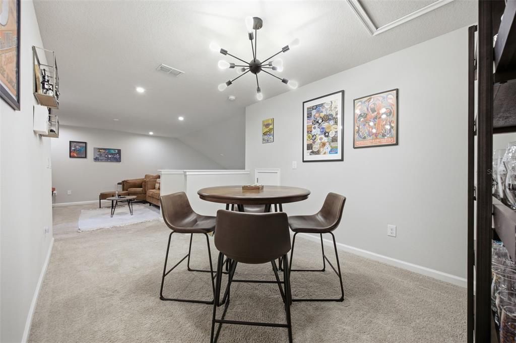 For Sale: $354,900 (3 beds, 2 baths, 1904 Square Feet)