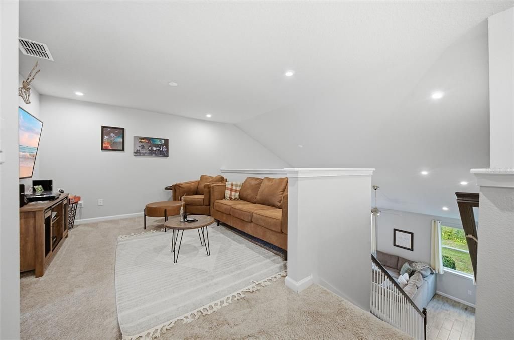 For Sale: $354,900 (3 beds, 2 baths, 1904 Square Feet)