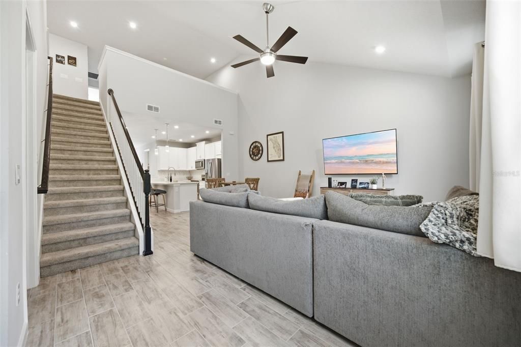 For Sale: $354,900 (3 beds, 2 baths, 1904 Square Feet)