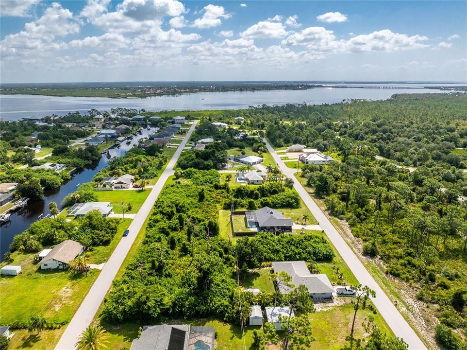 На продажу: $15,000 (0.23 acres)