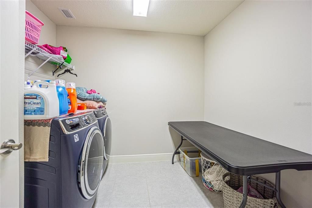 En Renta: $3,995 (5 camas, 4 baños, 3615 Pies cuadrados)