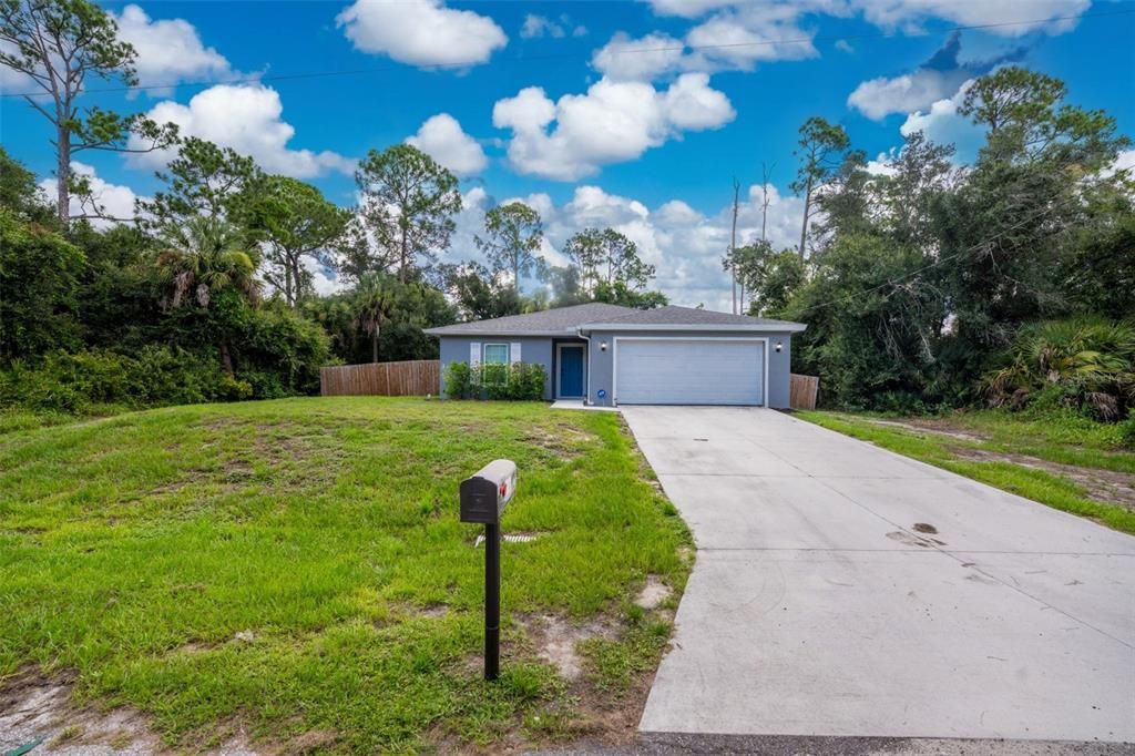For Sale: $350,000 (4 beds, 2 baths, 1842 Square Feet)